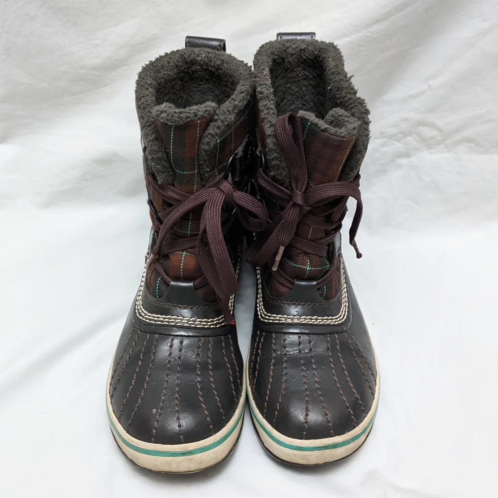 Sorel Girls Tivoli Insulated Snow Boots Size 6